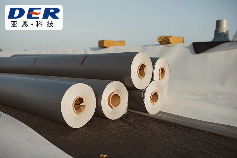 TPO roofing membrane rolls