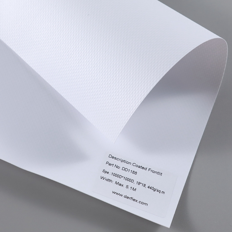 Coated frontlit banner